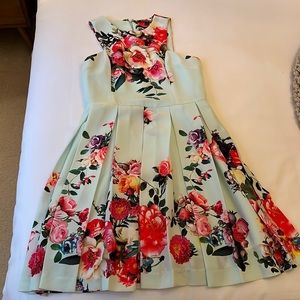 Gianni Bini pleated teal blue floral dress. Size XS